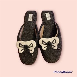 Brand new Jessica Simpson slides